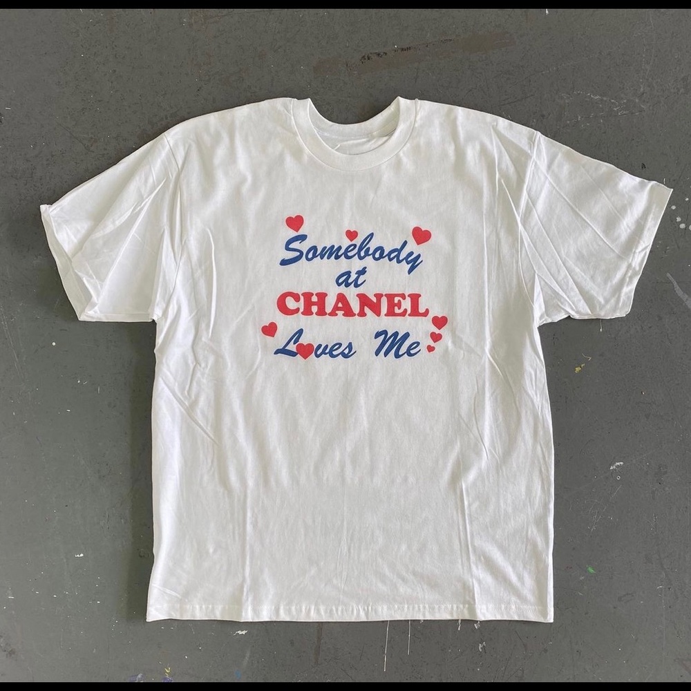 NWT Mega Yacht “Somebody at Chanel Loves Me” tee